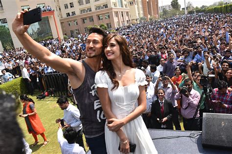 disha patani college photos